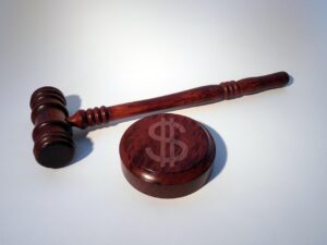 ドルコスト平均法で少額投資を始めるメリットは？