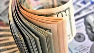 少額投資を始めるための具体的な方法は？