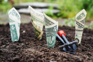 少額投資で老後資金を準備するにはいくら必要ですか？